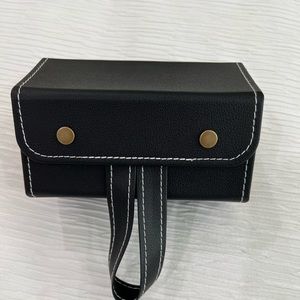 5 slot travel sunglasses organizer